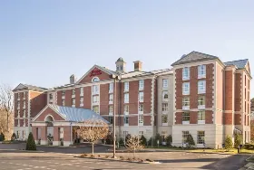 Photograph of Hampton Inn, Williamsburg