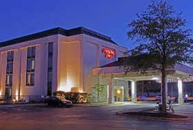 Photograph of Hampton Inn, Chesapeake
