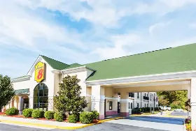 Photograph of Super 8, Midlothian