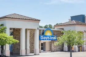 Photograph of Days Inn, Charlottesville