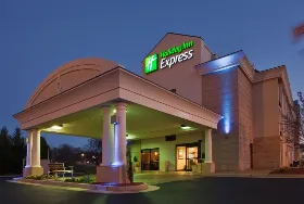 Photograph of Holiday Inn Express, Lynchburg