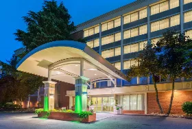Photograph of Holiday Inn Charlottesville-Monticello, Charlottesville