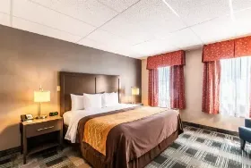 Photograph of Comfort Inn, Arlington