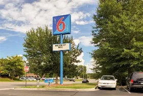 Photograph of Motel 6, Richmond