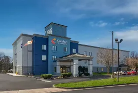Photograph of Comfort Inn & Suites, Ashland