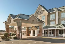 Photograph of Country Inn & Suites, Petersburg