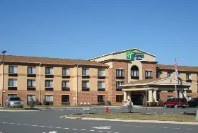 Photograph of Holiday Inn Express, Exmore