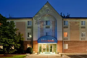 Photograph of Sonesta Simply Suites, Hampton