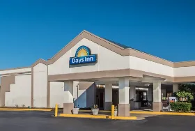 Photograph of Days Inn, South Hill