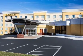 Photograph of La Quinta Inn & Suites, Lynchburg