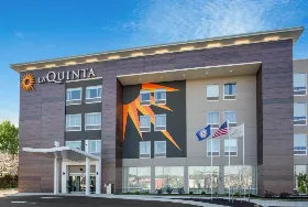 Photograph of La Quinta Inn & Suites, Manassas
