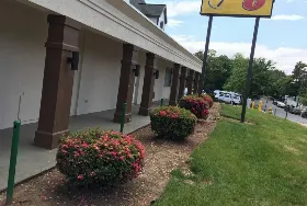 Photograph of Super 8, Alexandria