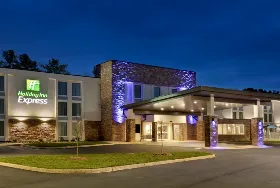 Photograph of Holiday Inn Express Williamsbrg Busch Gardens Area, Williamsburg