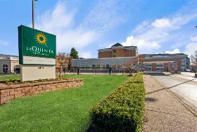 Photograph of La Quinta Inn & Suites, Williamsburg