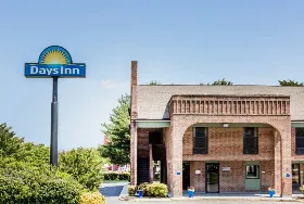 Photograph of Days Inn, Tappahannock