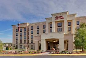 Photograph of Hampton Inn, Fredericksburg