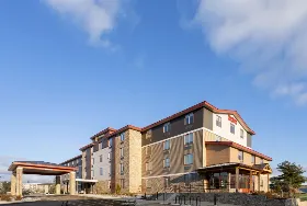 Photograph of La Quinta Inn & Suites, Williston