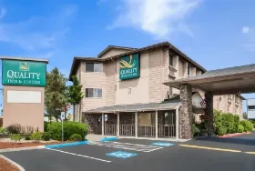 Photograph of Quality Inn, Silverdale