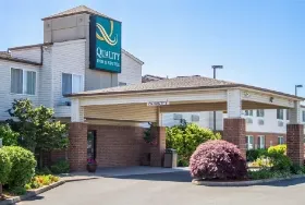 Photograph of Quality Inn, Longview