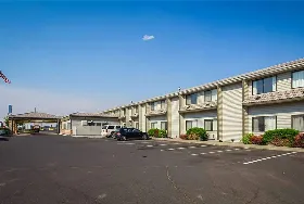 Photograph of Baymont by Wyndham, Moses Lake