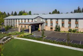 Photograph of Country Inn & Suites, Seattle