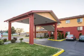 Photograph of Quality Inn, Moses Lake