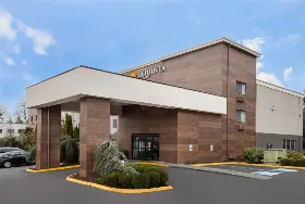 Photograph of La Quinta Inn, Everett