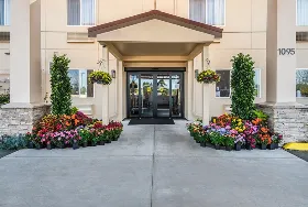 Photograph of Red Lion Inn & Suites Sequim, Sequim