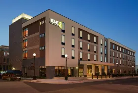 Photograph of Home2 Suites, La Crosse