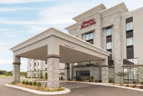 Photograph of Hampton Inn, Kenosha