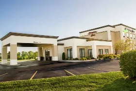 Photograph of Hampton Inn, Plover