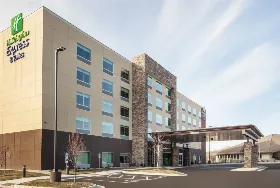 Photograph of Holiday Inn Express, Hudson