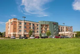 Photograph of Courtyard, Milwaukee