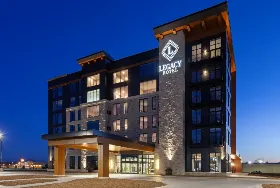 Photograph of Legacy Hotel, Green Bay