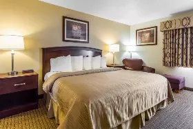Photograph of Quality Inn, La Crosse