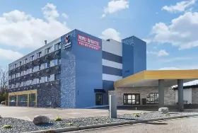 Photograph of Comfort Inn, Beaver Dam