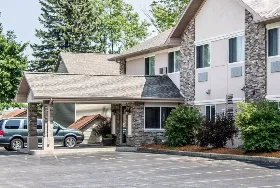 Photograph of Quality Inn, Sturgeon Bay