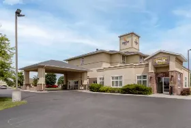 Photograph of Comfort Inn, Plover