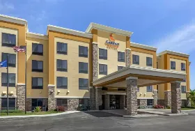Photograph of Comfort Suites, Oshkosh