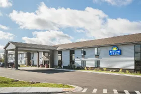 Photograph of Days Inn & Suites, Wausau