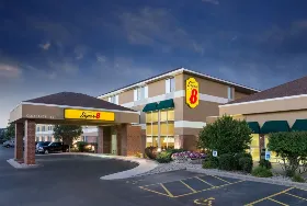 Photograph of Super 8, Madison