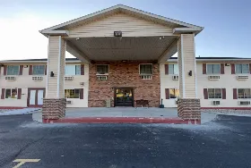 Photograph of Super 8 by Wyndham Plover Stevens Point Area, Plover