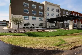 Photograph of Holiday Inn Express, Fond Du Lac