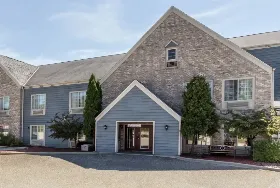 Photograph of Baymont by Wyndham, Mequon