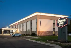 Photograph of Hampton Inn, Janesville