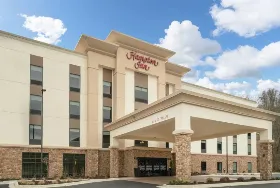 Photograph of Hampton Inn, Weston