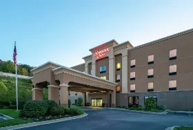 Photograph of Hampton Inn, Huntington