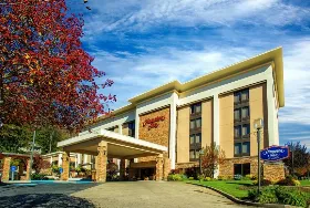 Photograph of Hampton Inn, Wheeling