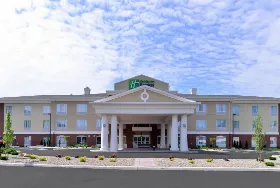 Photograph of Holiday Inn Express, New Martinsville