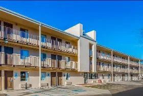 Photograph of Super 8, Charleston